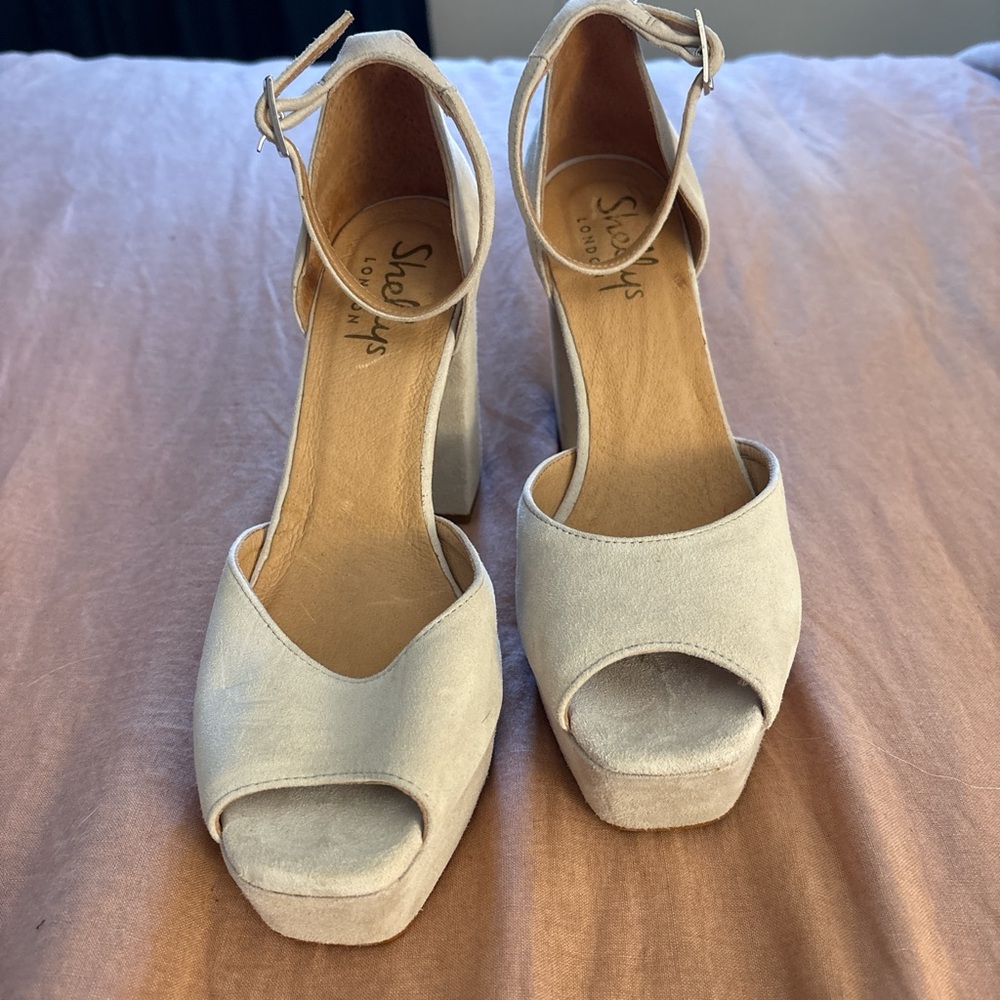 Stylish Cream Platform Heels